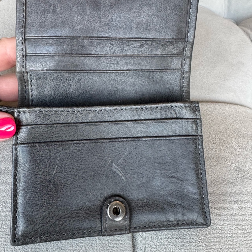 Frye Dark Gray Leather Wallet, New without tags - Picture 3 of 6